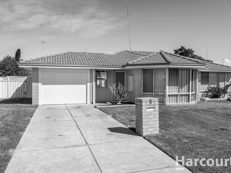 5 Augusta Mews, Meadow Springs WA 6210