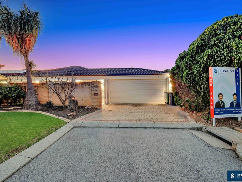 7 Rason Court, Seville Grove WA 6112