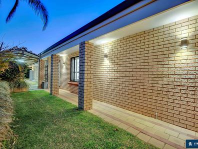 7 Rason Court, Seville Grove WA 6112