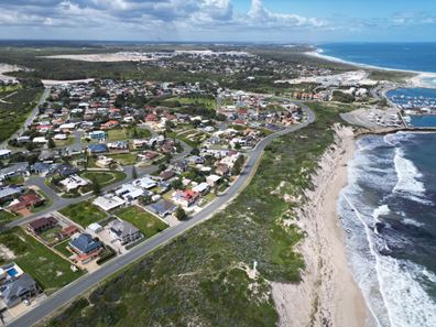 7 Valkyrie Place, Two Rocks WA 6037