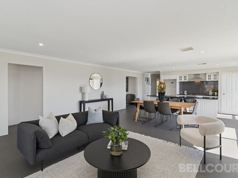 37 River Road, Bayswater