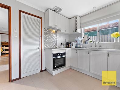 6 Wilfred Court, Thornlie WA 6108