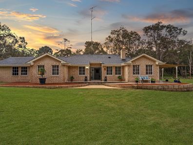 5 White Hill Road, Bouvard WA 6211