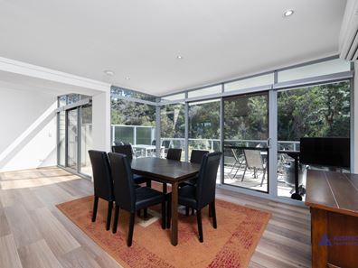 Unit 31/138 Mounts Bay Road, Perth WA 6000