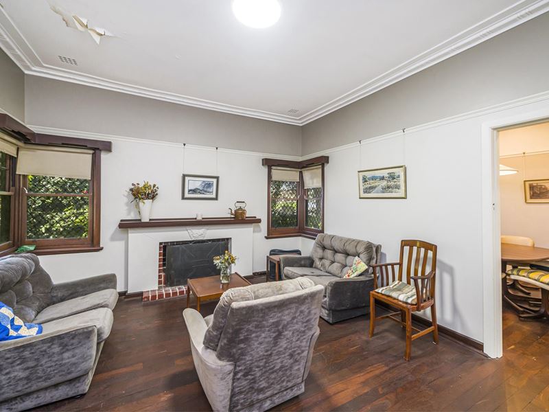 55 Glenelg Street, Applecross