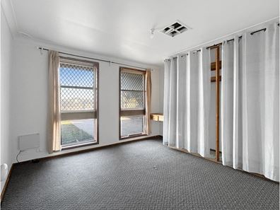 21 Assen Street, Rangeway WA 6530