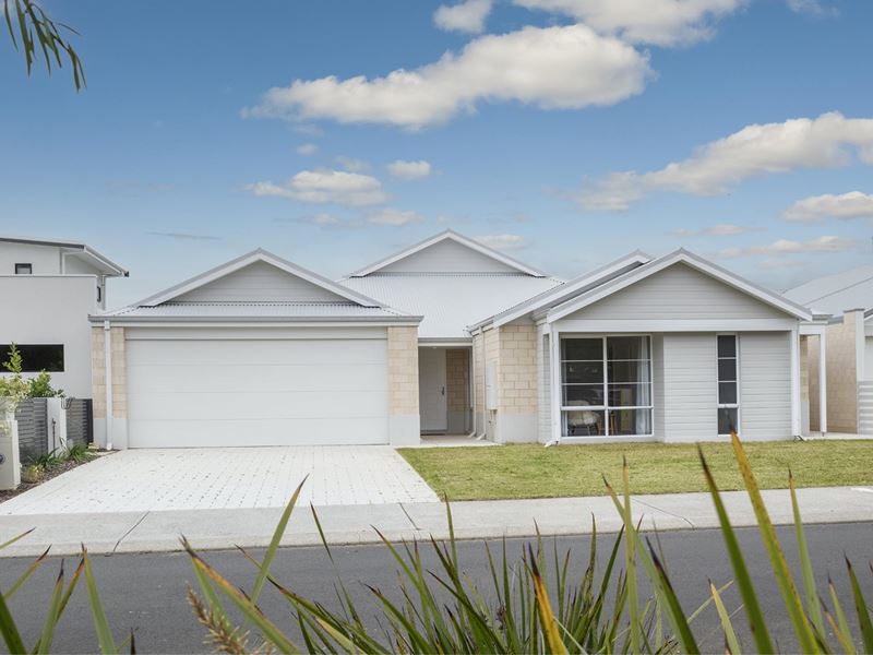 52 Lanyard Boulevard, Geographe