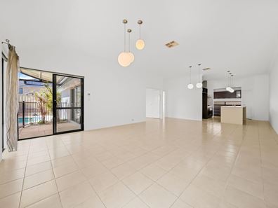 25 Gamenya Street, Canning Vale WA 6155