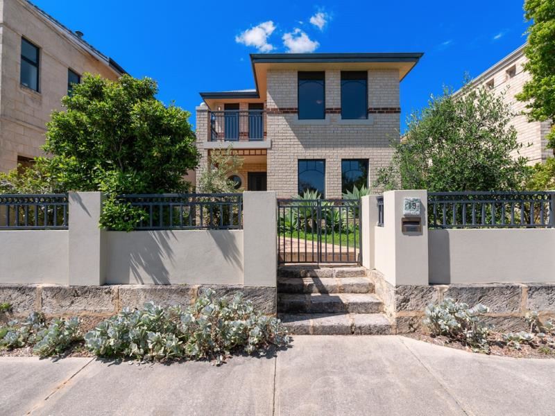 19 Tranby Road, Maylands WA 6051
