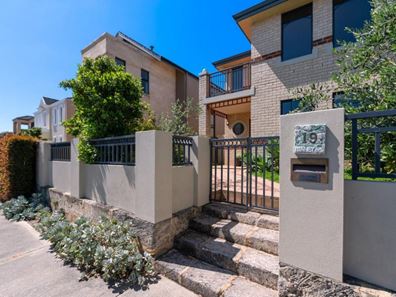 19 Tranby Road, Maylands WA 6051