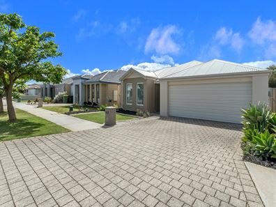 36 Fernhill Promenade, Harrisdale WA 6112