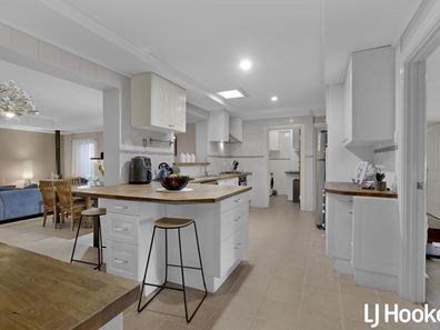 1 Delbridge Drive, Kenwick WA 6107