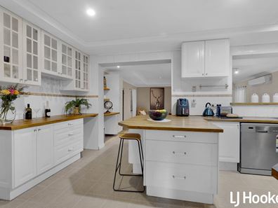 1 Delbridge Drive, Kenwick WA 6107