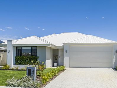 4 Iris Street, Alkimos WA 6038