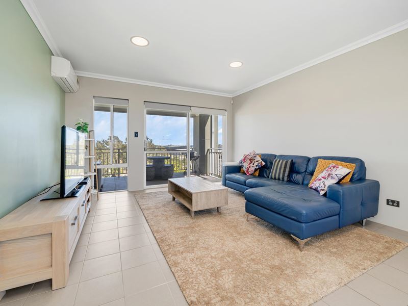 8/1 Elsbury Approach, Clarkson WA 6030