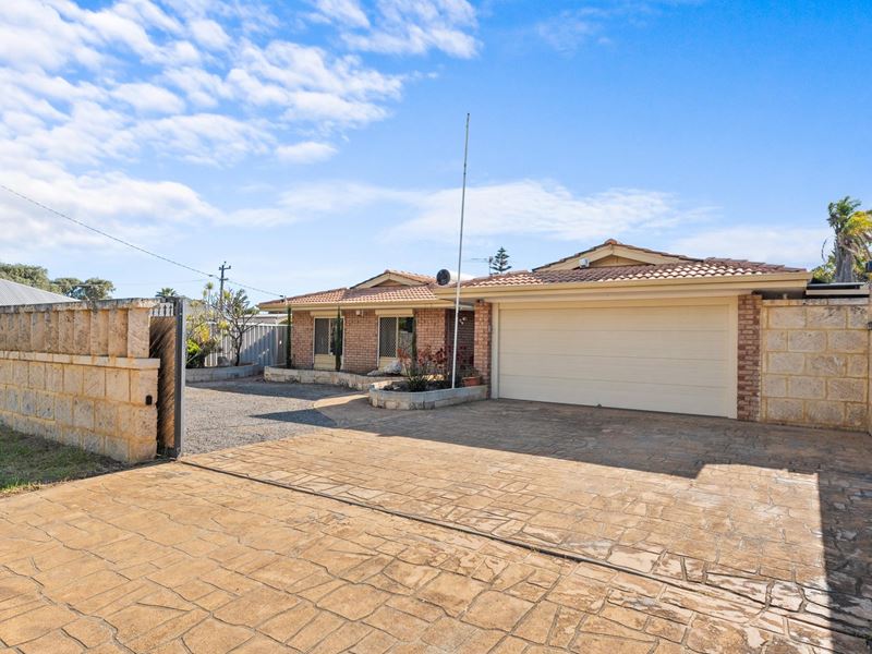 25 Warnbro Sound Avenue, Warnbro WA 6169