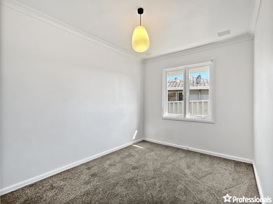 2 Sherlock Way, Rangeway WA 6530