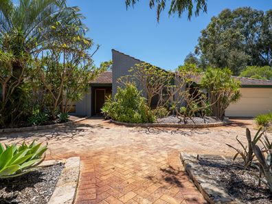7 Cockram Place, Beechboro WA 6063