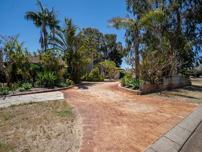 7 Cockram Place, Beechboro WA 6063