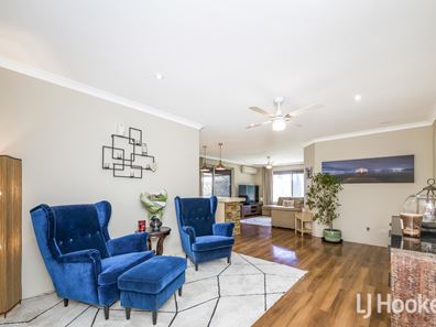5 Vanilla Glade, Kenwick WA 6107