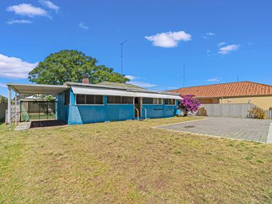 1b Brooking Road, Coodanup WA 6210