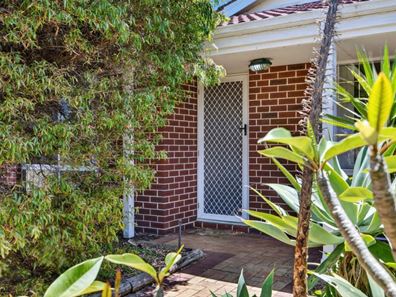 30 Grand Ocean Boulevard, Port Kennedy WA 6172