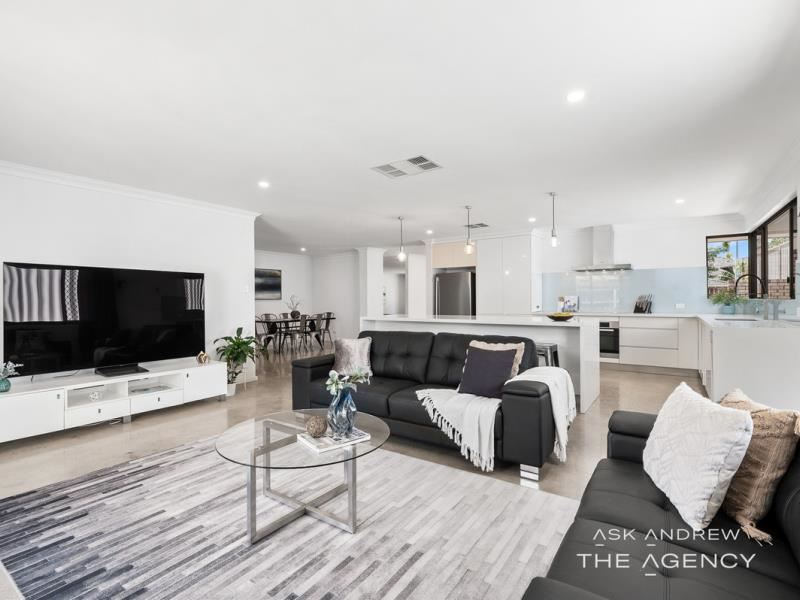12 Ainsworth Loop, Booragoon