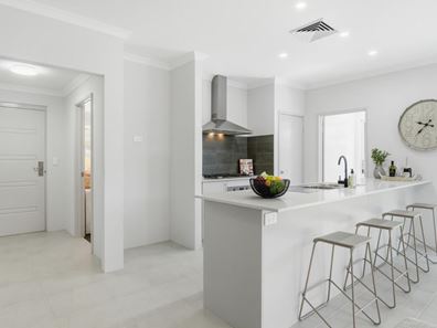 9a Edinburgh Road, Forrestfield WA 6058