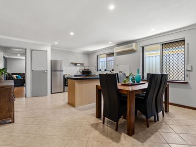 48 Moorpark Avenue, Yanchep WA 6035