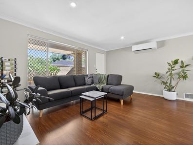 2/28 Collinson Way, Leeming WA 6149