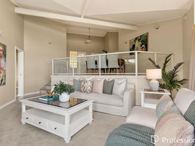 21 Grenville Road, Gooseberry Hill WA 6076