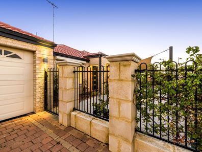 2/6 Milos Loop, Spearwood WA 6163