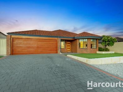 33 Kareela Meander, Tapping WA 6065