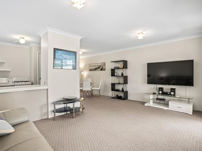 8/13 Baralda Court, Rockingham WA 6168