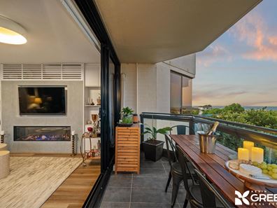 6/6a Valley Road, Halls Head WA 6210