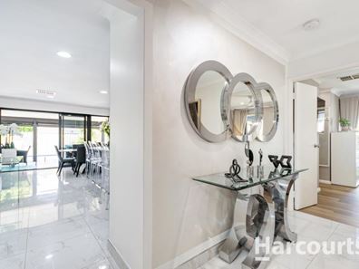 1 Salzburg Way, Wanneroo WA 6065
