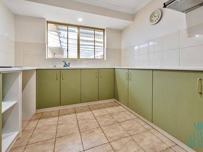 10 Torquay Place, Tarcoola Beach WA 6530