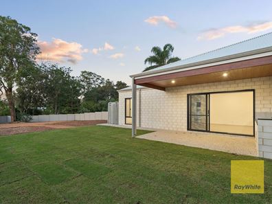 5 - 5A Sampson Close, Kalamunda WA 6076