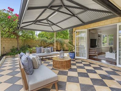 1 Burnettia Lane, Mount Claremont WA 6010