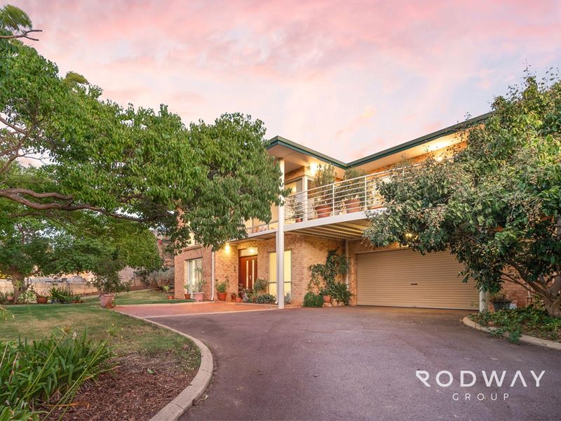 54 Henrietta Avenue, Mount Nasura WA 6112