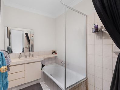 2/34 Smith Street, Dianella WA 6059