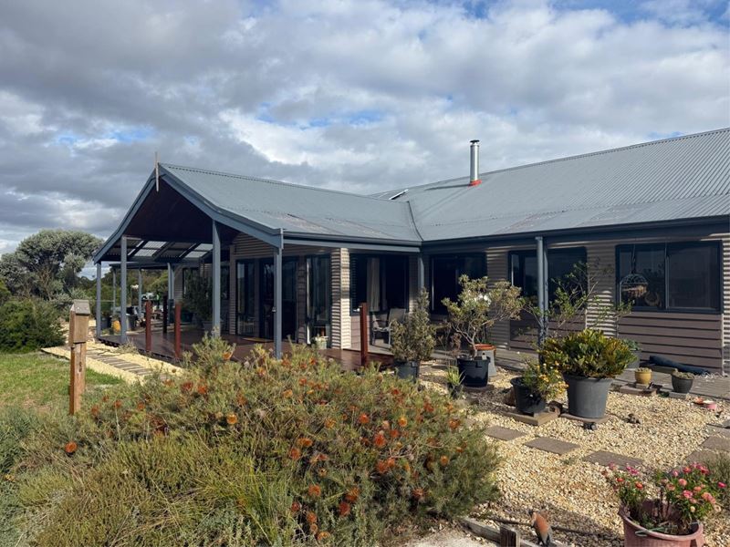 123 Braidwood Road, Mount Barker