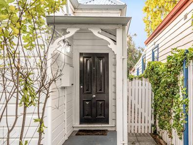 7 White Street, North Fremantle WA 6159