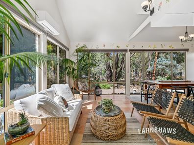 1755 Warrigal Way, Chidlow WA 6556
