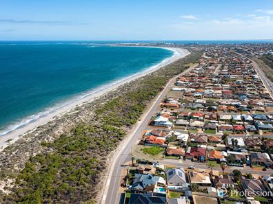 141 Glendinning Road, Tarcoola Beach WA 6530