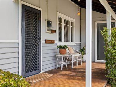 14A Sanderson Street, Embleton WA 6062