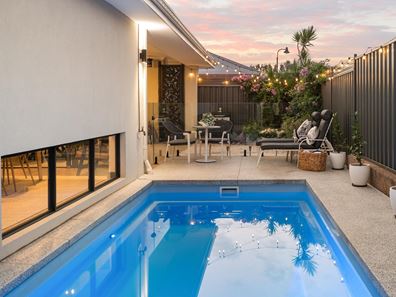 48 Berckelman Circuit, South Guildford WA 6055