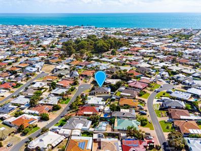 9 Staunton Rise, Halls Head WA 6210