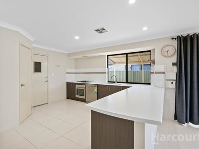 8 Goldseeker Loop, Ravenswood WA 6208