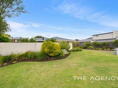 1/112 Gloucester Crescent, Shoalwater WA 6169
